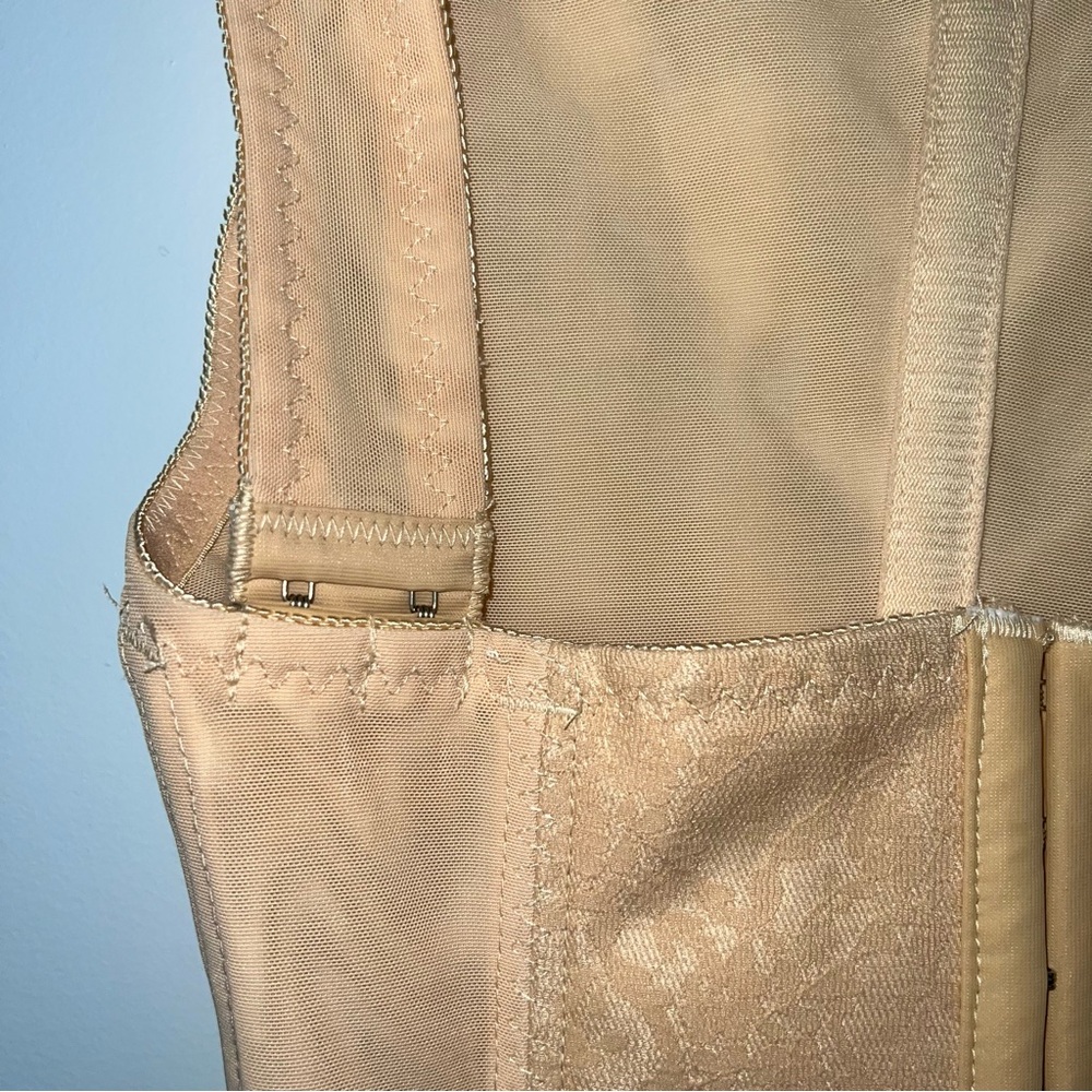 Ardyss Full Body Shapewear Girdle Beige Compression Bodysuit Size 32 - Picture 3 of 12